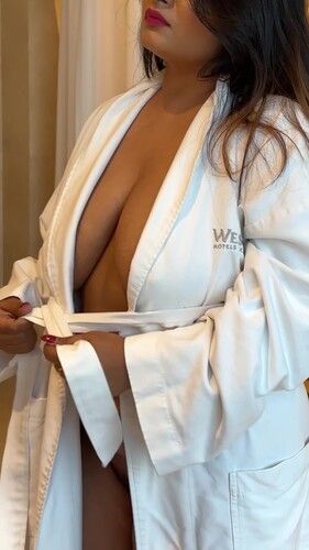Tania Majumder Nude