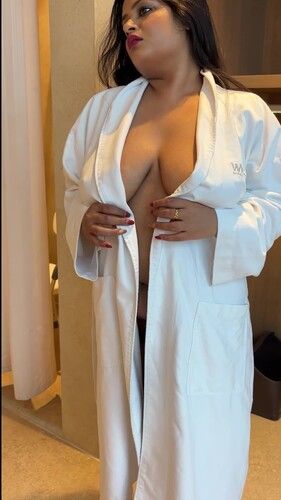 Tania Majumder Nude