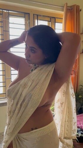 Yajna Sen Nude Boobs 